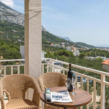 Cozy Apartment In Makarska With Kitchen Екстер'єр фото